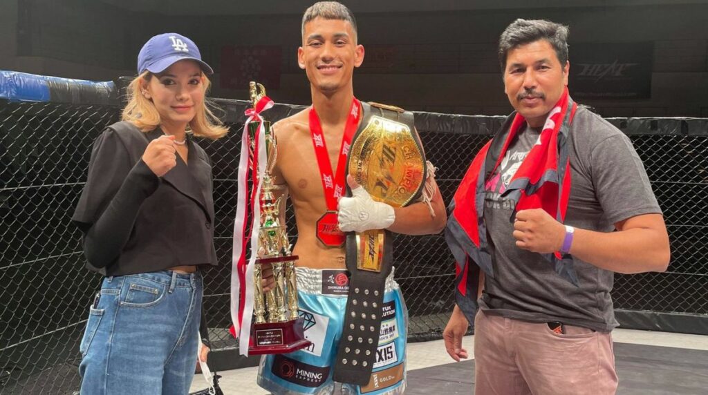 हिमचितुवाले उचाले ‘हिट ४९ प्रोफेसनल बक्सिङ च्याम्पियनसिप २०२१’ को उपाधि