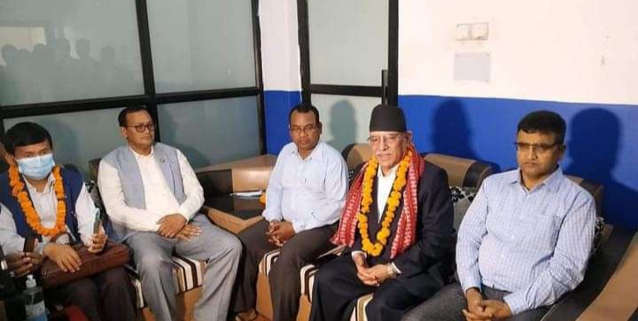धनगढीमा पुगेर प्रचण्डले भने- ‘प्रधानमन्त्री देउवाको सल्लाहमै गभर्नरलाई हटाइएको हो’
