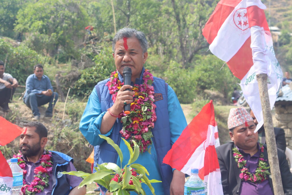 देउवालाई कर्ण मल्लको प्रश्न, “दोस्रो पटक पार्टीबाट निकाल्नु पर्ने मैले त्यति ठूलो के अपराध गरेको थिए ?”