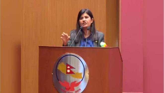 ‘संस्कृतिमन्त्रीले बोल्दा कान थुन्ने दिन आए’