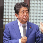 जापानका पूर्वप्रधानमन्त्रीे आवेमाथि गोली प्रहार