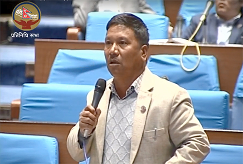 कुखुराको चल्ला हराउँदा त खोजिन्छ, एम अधिकारी किन नखोजेको ?