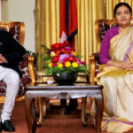 राष्ट्रपति भण्डारी भेट्न शीतल निवास पुगे ओली