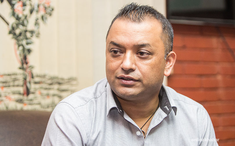 काठमाडौं– ४ मा निर्वाचन लड्न गगन थापाले दिए आवेदन
