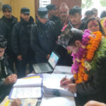 देउवाविरुद्ध कर्ण मल्लको उम्मेदवारी दर्ता