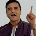 योगेश भट्टराईले मतदातालाई ‘थप्पड हान्छु’ भन्दै थर्काएको भिडियो भाइरल (भिडियो)