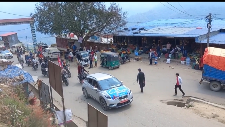 रवीका समर्थकले घण्टी बजाउदै देउवाको गृहजिल्लामा मनाए रवीको विजयउत्सव