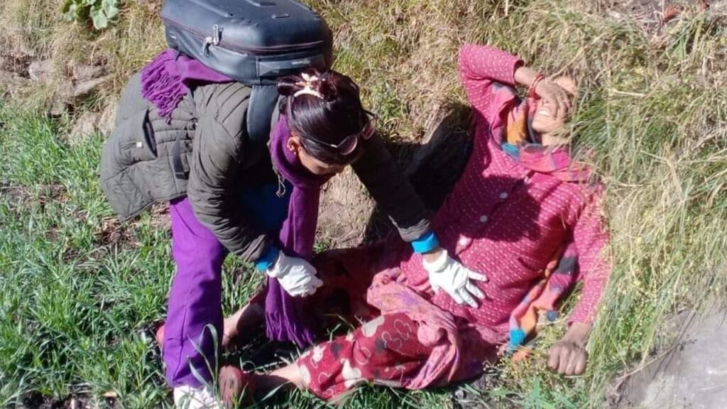 बाजुराकी पानसराले बाटोमै जन्माइन् बच्चा !